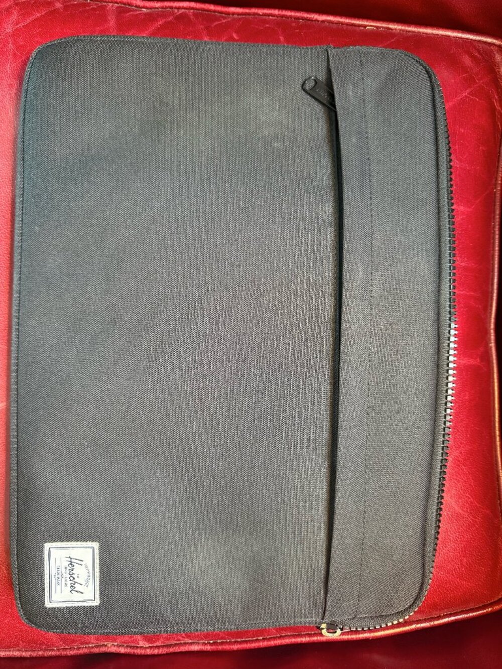 Herschel 15" Laptop Sleeve Black Padded Case Fleece Lined Zippered Pocket